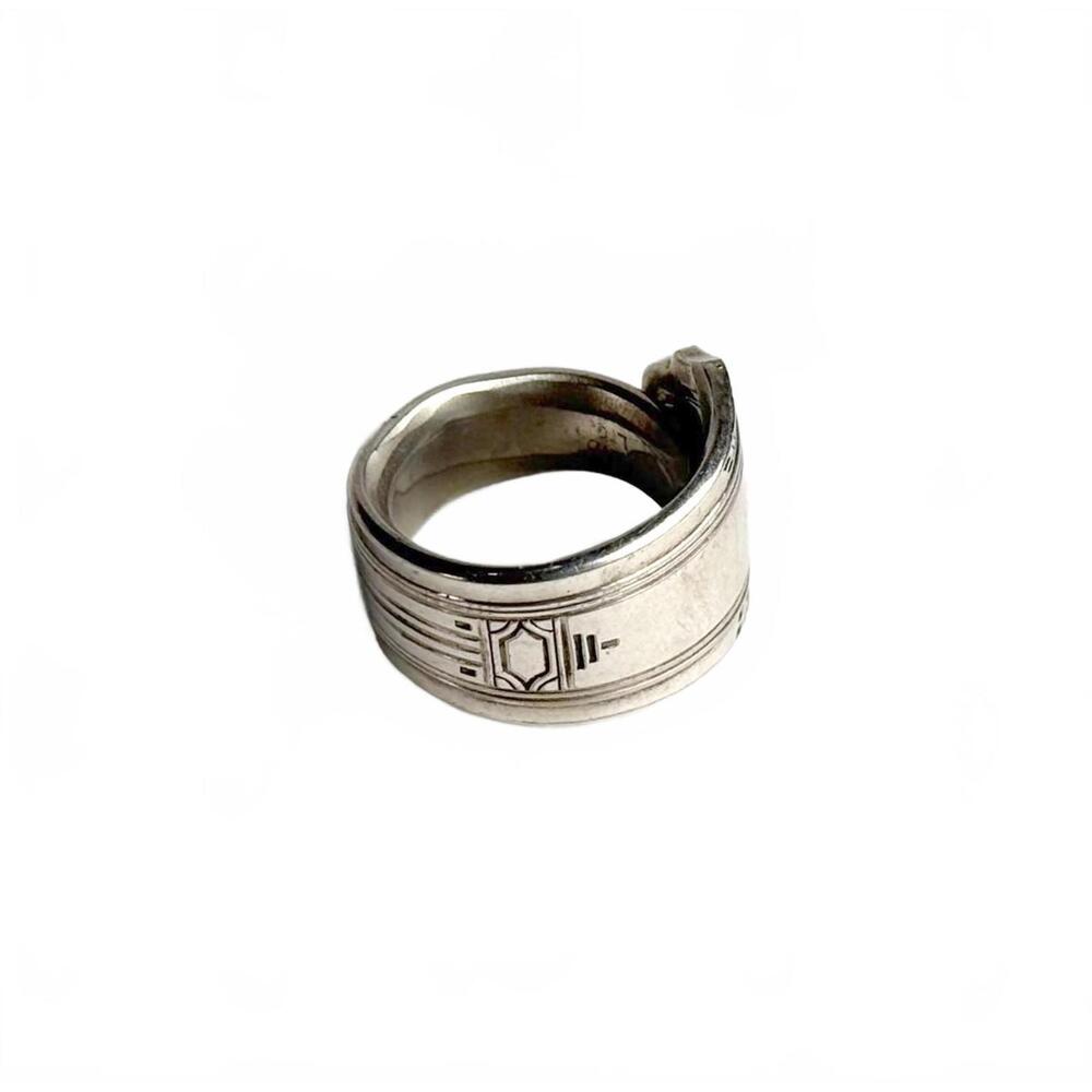 Vintage Oneida Ltd Pattern Silver Plated Spoon Ring Size 7.5